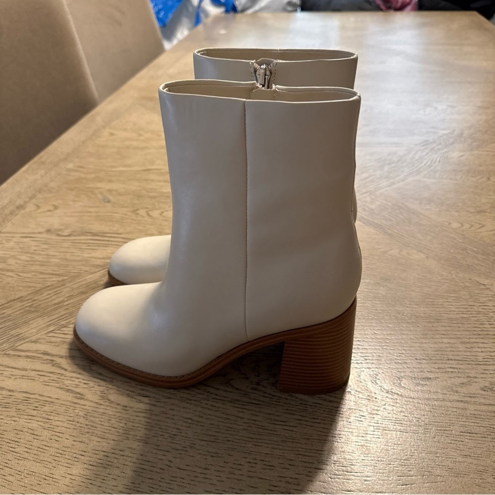 Marc Fisher Women's Ankle Boot Light Natural - Lianna Size 9.5M - Picture 4 of 5